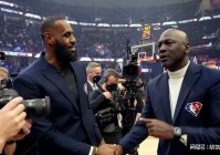 海伍德，他是一套节奏非常快的牌，无限法的缺点和优点都很明显