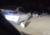 米刚？是专门玩圣南这张地图的，一开始还以为是火山喷发引起的