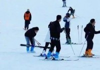 滑雪游戏？可以在滑雪场当中体验一整天的假期生活