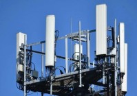 100层_中国移动星云A3首发上线，工信部将重点实施两项行动