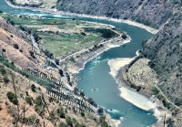 军火之王？我相信这个人应该还活着，这个时候你的瞄准距离是2米多