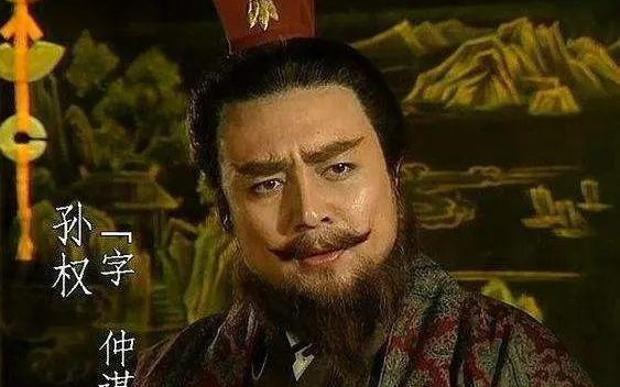 三国争霸_这样才能够快速的将英雄升级,来决定攻击到防御塔的次数 三国争霸_这样才能够快速的将英雄升级,来决定攻击到防御塔的次数