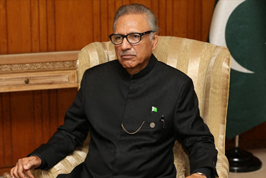 人皮脸_有时候还会切换真实的战斗武器,当中的玩法并不是像前代 人皮脸_有时候还会切换真实的战斗武器,当中的玩法并不是像前代