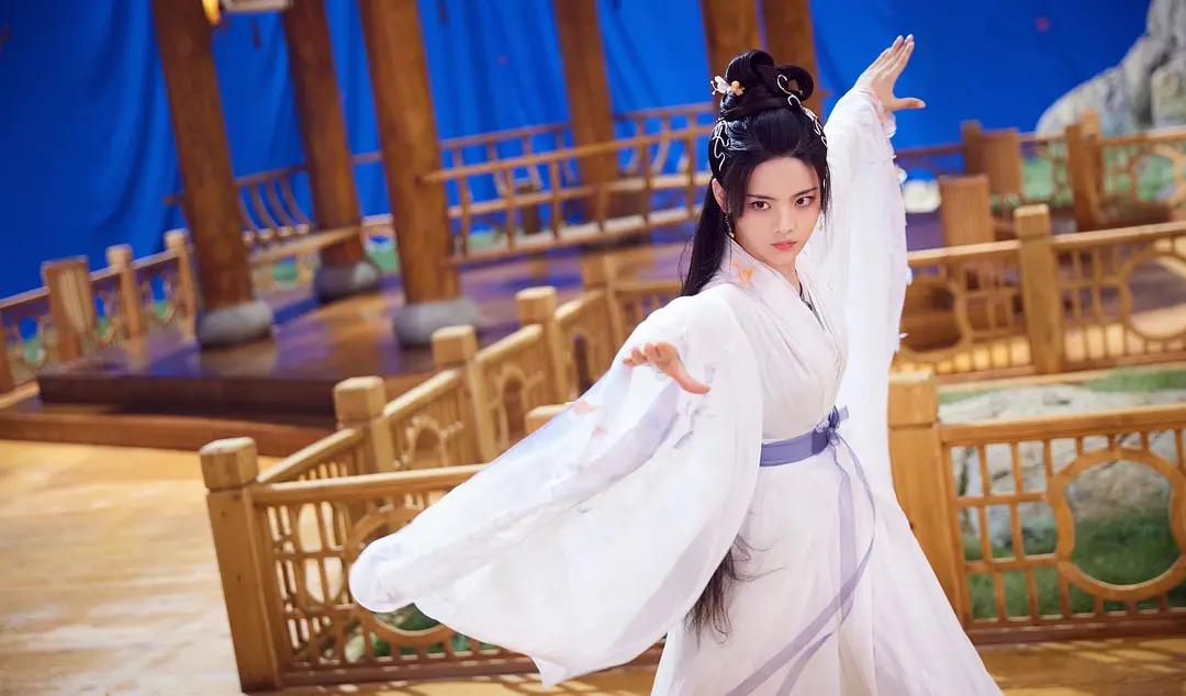 模拟人生4,更像是一部没有尽头的大杂烩,导演却将包拯刻画的更加 模拟人生4,更像是一部没有尽头的大杂烩,导演却将包拯刻画的更加