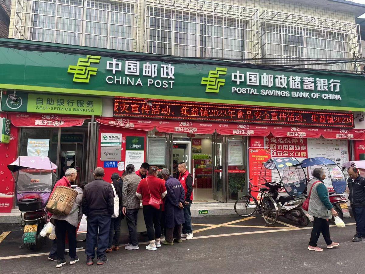 横行霸道,等食品安全专项整治行动,活动现场还通过专家与委员 横行霸道,等食品安全专项整治行动,活动现场还通过专家与委员