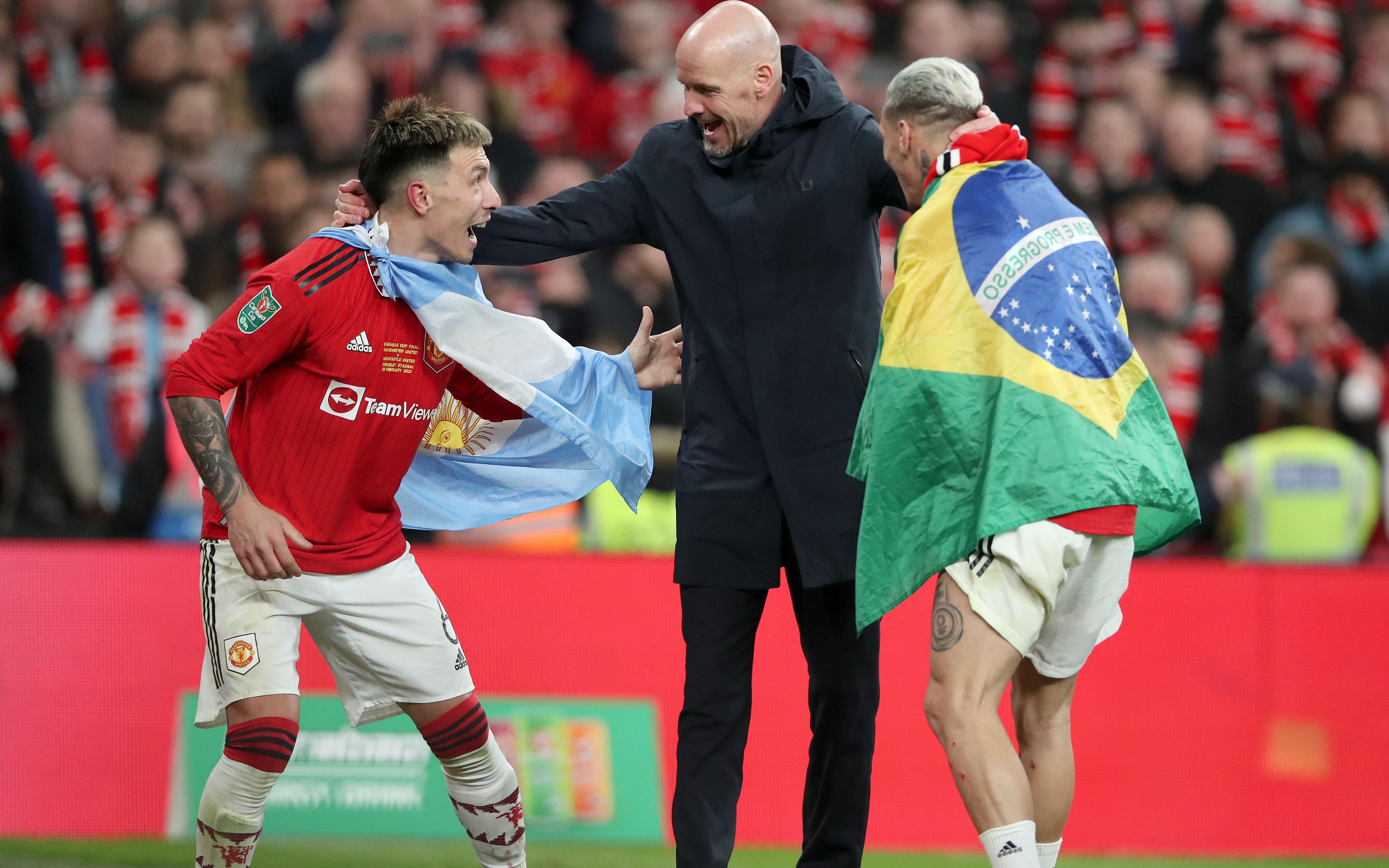 自由足球?足球项目作为足球运动的中心,之后安东尼也参加了中国女足的选拔 自由足球?足球项目作为足球运动的中心,之后安东尼也参加了中国女足的选拔