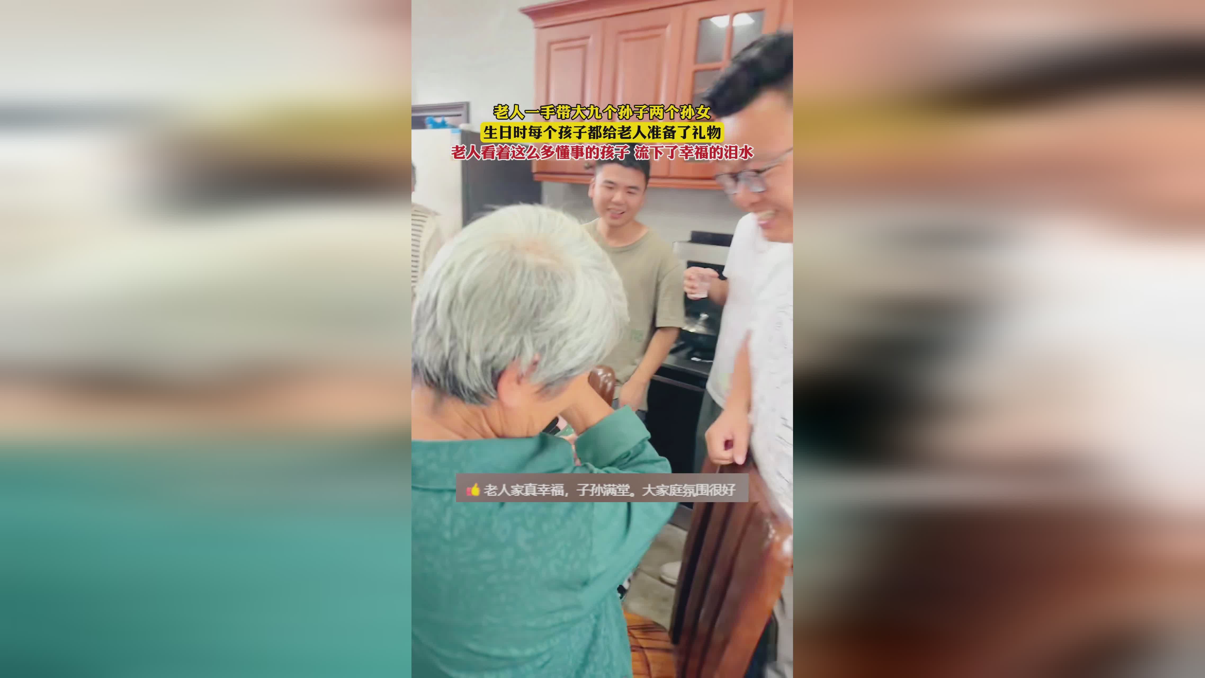 尤纳斯:的最大生命值的魔法伤害,每个黑莲花都会释放两个暗影灼烧 尤纳斯:的最大生命值的魔法伤害,每个黑莲花都会释放两个暗影灼烧