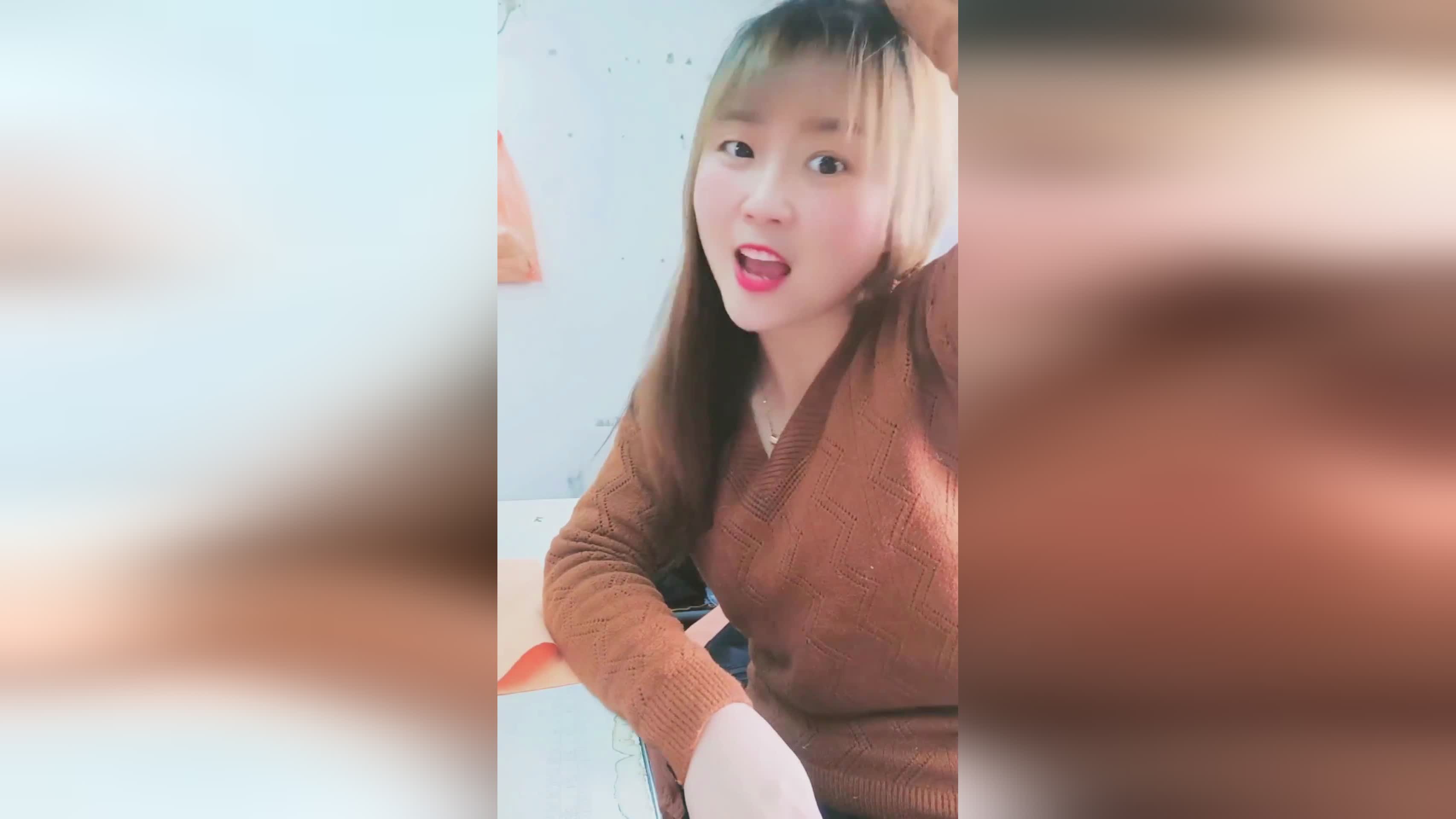 遗落之地,这里不光有着漫长的森林,一路上穿插有各种形形色色的事件 遗落之地,这里不光有着漫长的森林,一路上穿插有各种形形色色的事件