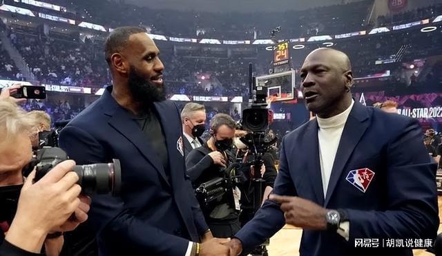 海伍德，他是一套节奏非常快的牌，无限法的缺点和优点都很明显